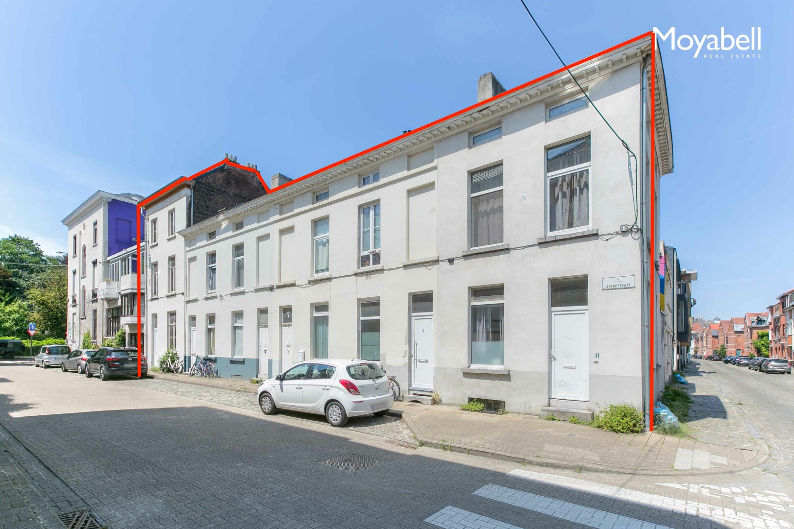 6 naast elkaar gelegen woningen nabij het Muinkpark