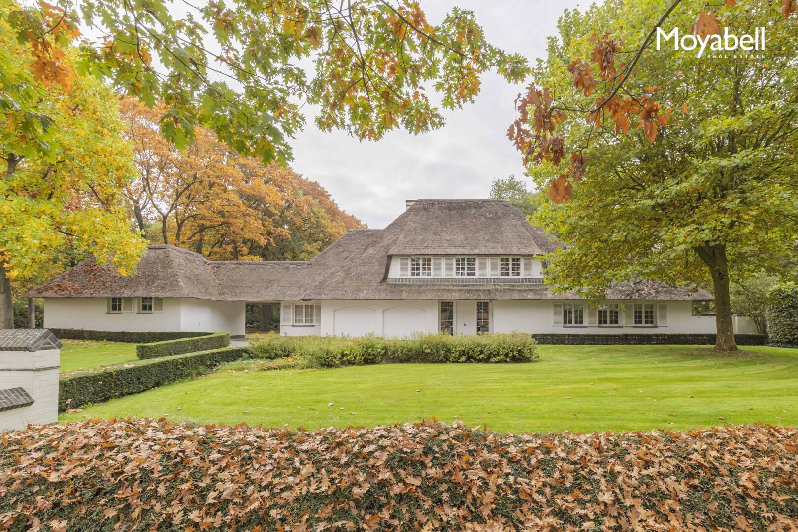 FABELACHTIGE LANDHUIS GELEGEN AAN HET BEFAAMDE SCHEUTBOS, LEMBEKE