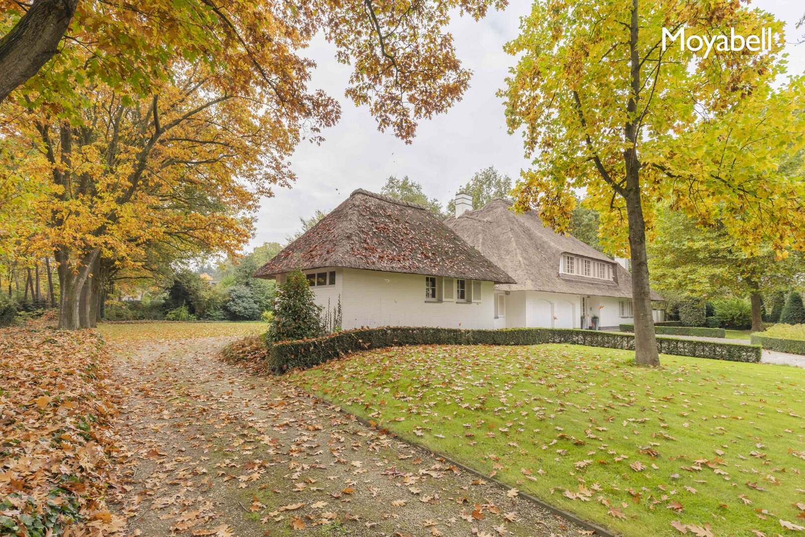 FABELACHTIGE LANDHUIS GELEGEN AAN HET BEFAAMDE SCHEUTBOS, LEMBEKE